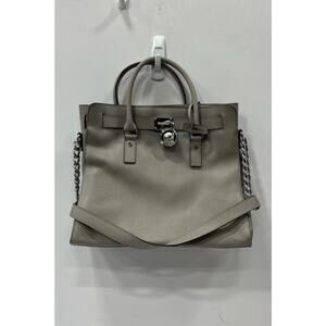 MICHAEL KORS HAMILTON GRAY SAFFIANO LEATHER LOCK & KEY BAG - With Key